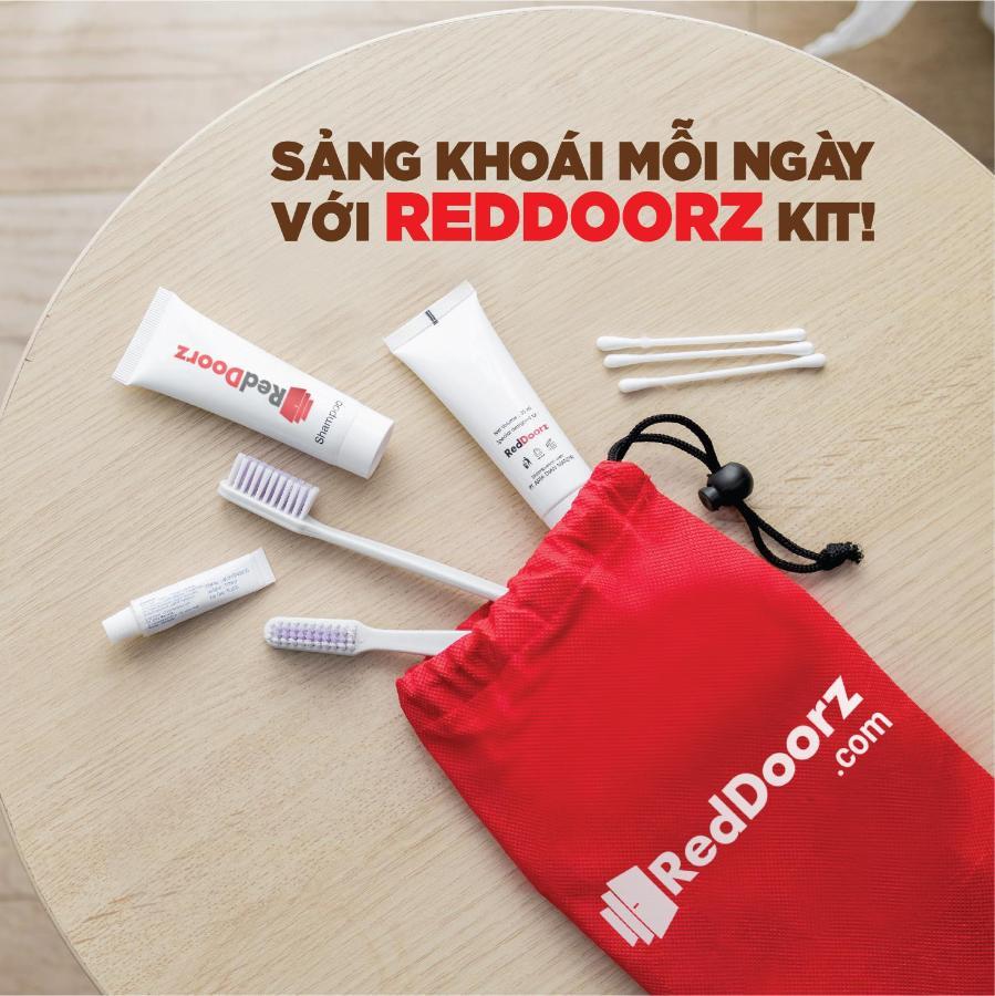 Reddoorz Near Tan Huong Market Khách sạn TP. Hồ Chí Minh