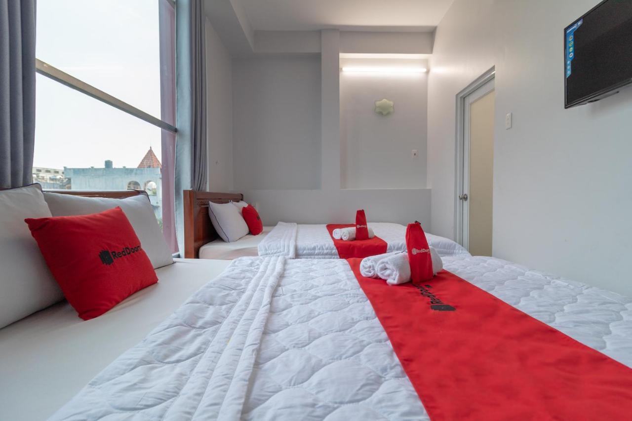 Reddoorz Near Tan Huong Market Khách sạn