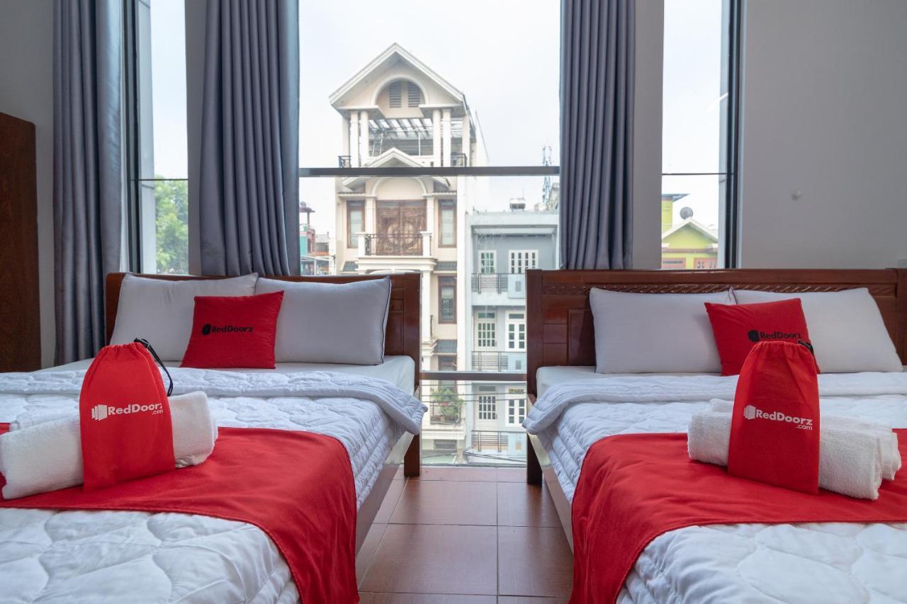 Reddoorz Near Tan Huong Market 3*