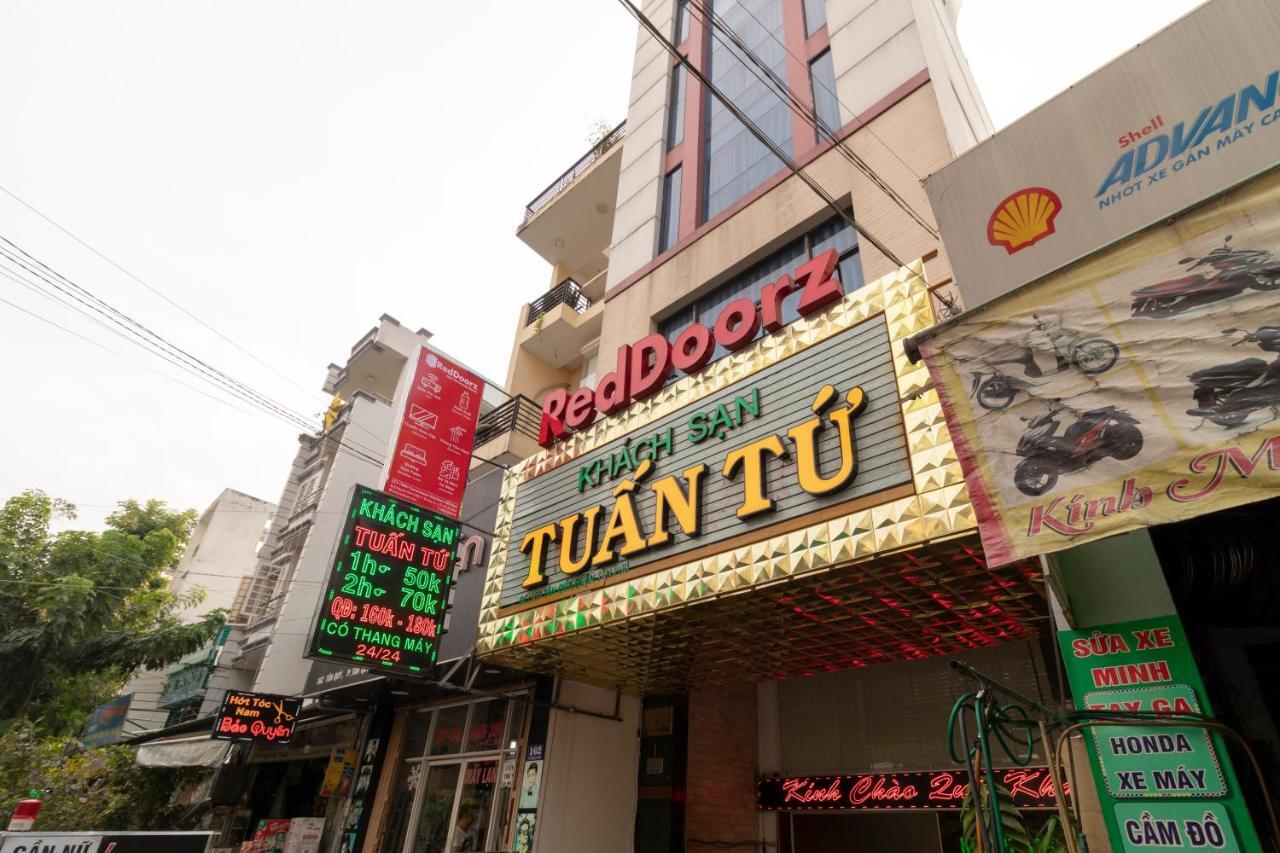 Reddoorz Near Tan Huong Market Khách sạn TP. Hồ Chí Minh