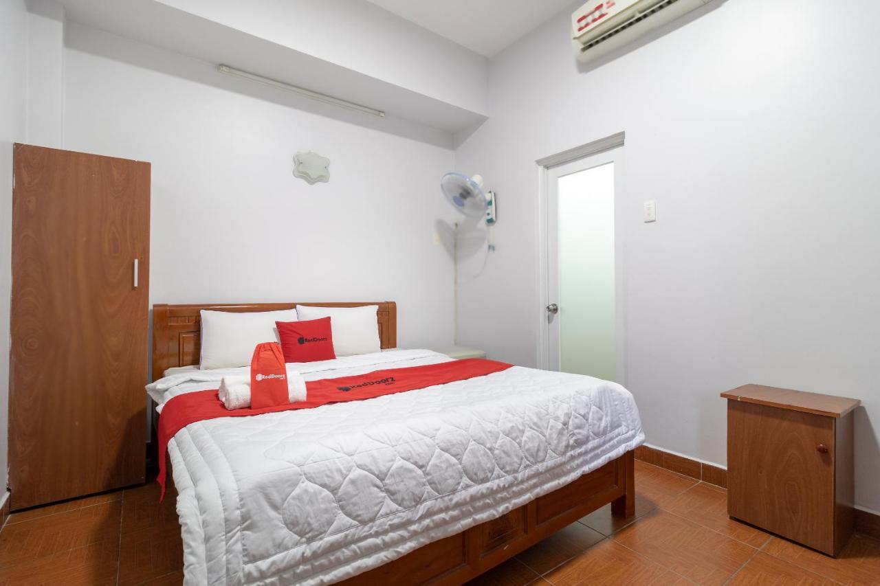 Reddoorz Near Tan Huong Market Khách sạn TP. Hồ Chí Minh